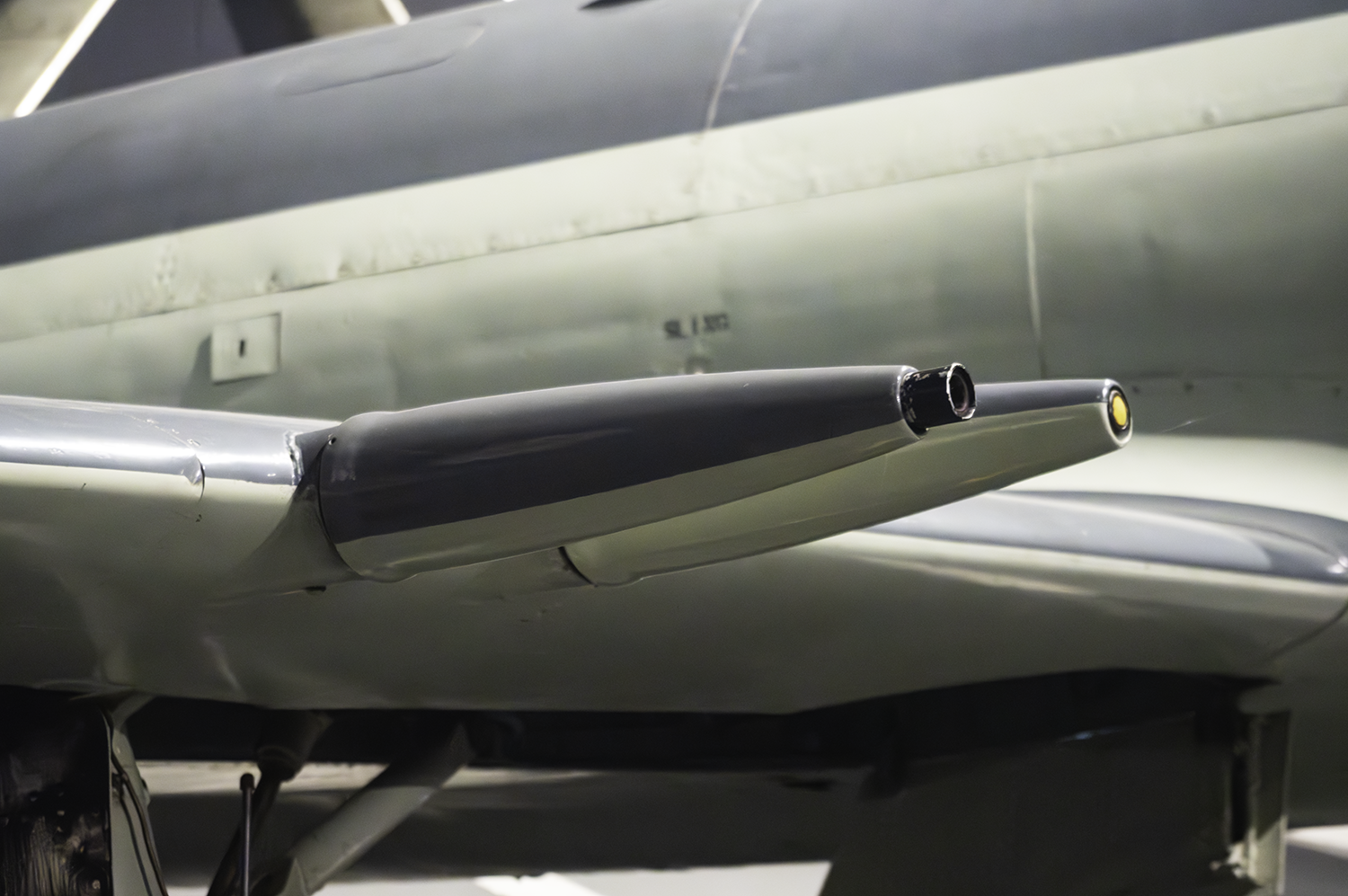 Supermarine-Attacker-F1_2