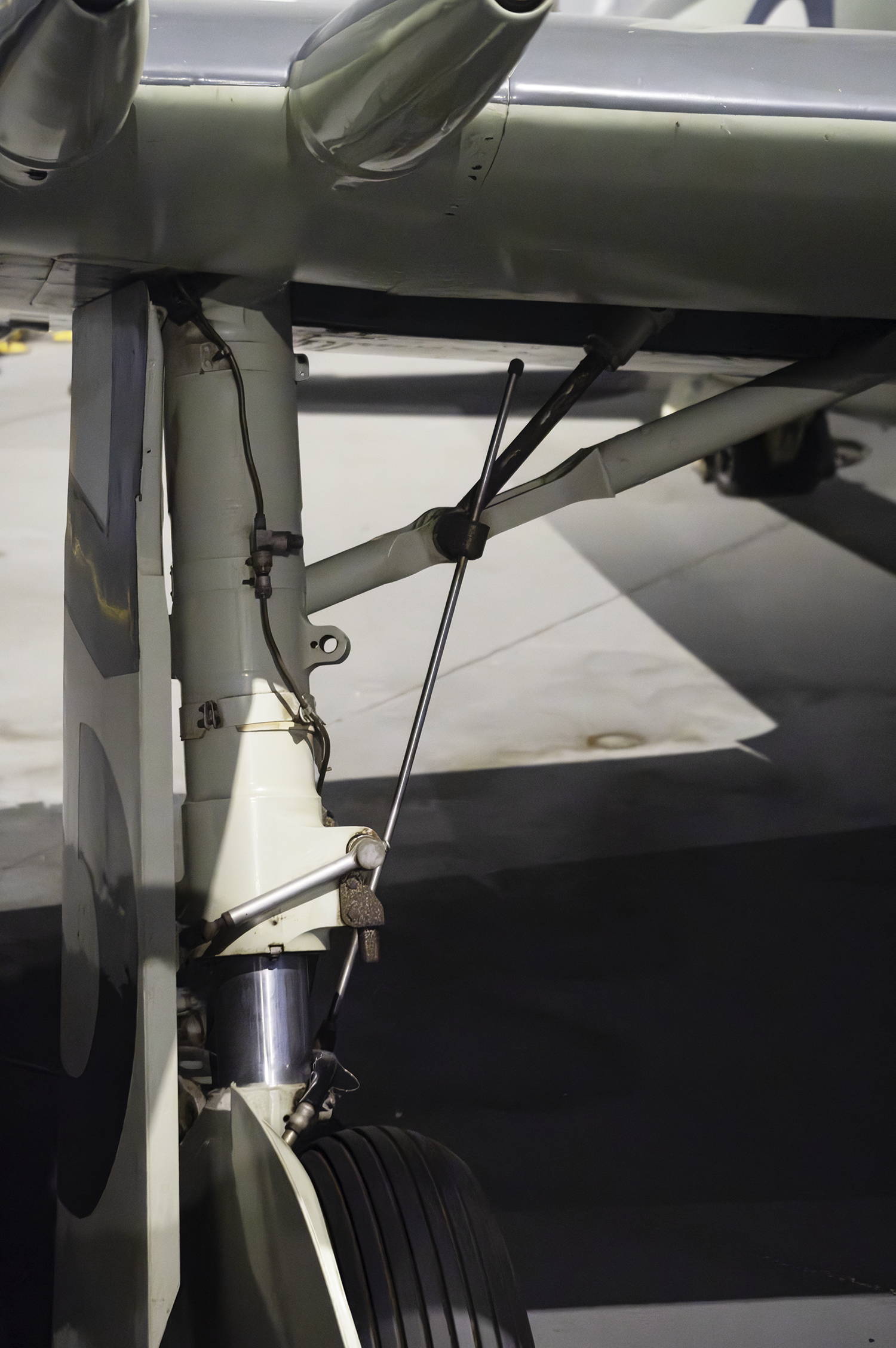 Supermarine-Attacker-F1_3